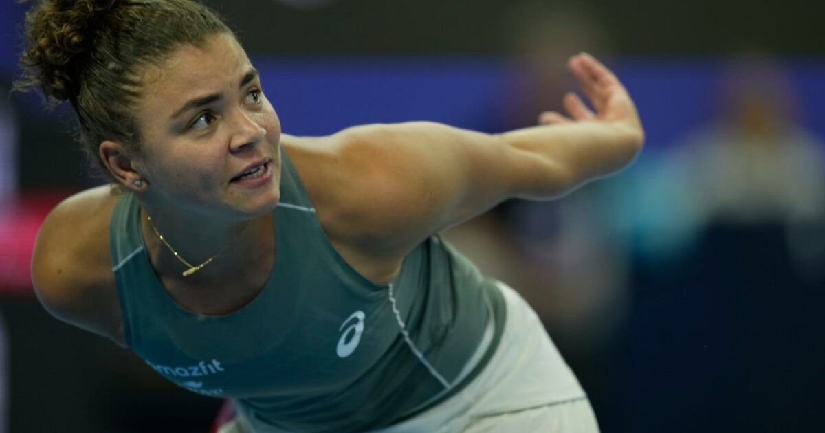 Wta Finals 2025, Paolini contro Sabalenka e Gauff: così l’azzurra sfida le giganti del tennis | Girone, rivali, orari tv Wta Finals 2025, Paolini contro Sabalenka e Gauff: così l’azzurra sfida le giganti del tennis | Girone, rivali, orari tv