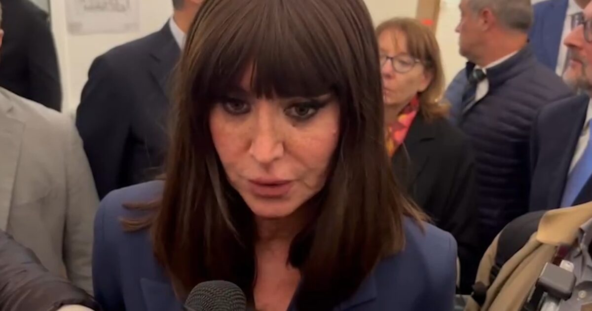 perch233 la risposta della ministra bernini agli studenti che la contestano divide pi249 della sua riforma da Ilfattoquotidiano.it perch233 la risposta della ministra bernini agli studenti che la contestano divide pi249 della sua riforma