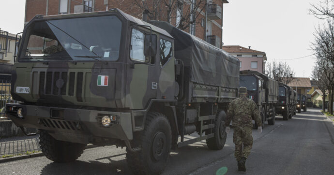 Riarmo Ue, l’istituto per gli studi sulla sicurezza: “500 progetti per rafforzare la mobilità militare”. Dal 2028 a bilancio 17 miliardi