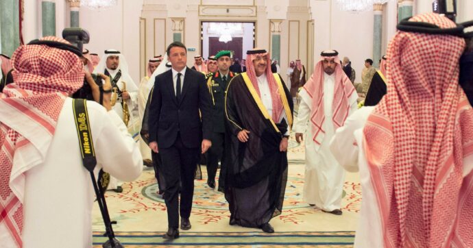 Renzi fa il doppio show a Riad. Spot a Expo e siluri all’Europa