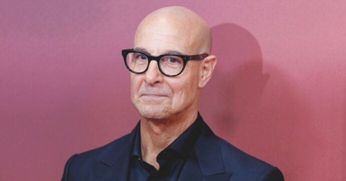 Stanley Tucci sul set: ladro fascinoso che tanta di rubare la Gioconda