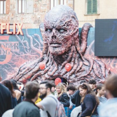 Copertina di Baci francesi, pioggia, file e “Ken”: Mario Natangelo tra le vie di Lucca Comics