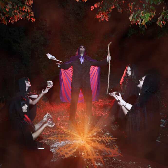 “All’inizio mi tiravano le pietre addosso”: siamo andati a caccia del fantasma del “matto” di Montelupone e vi raccontiamo come è andata