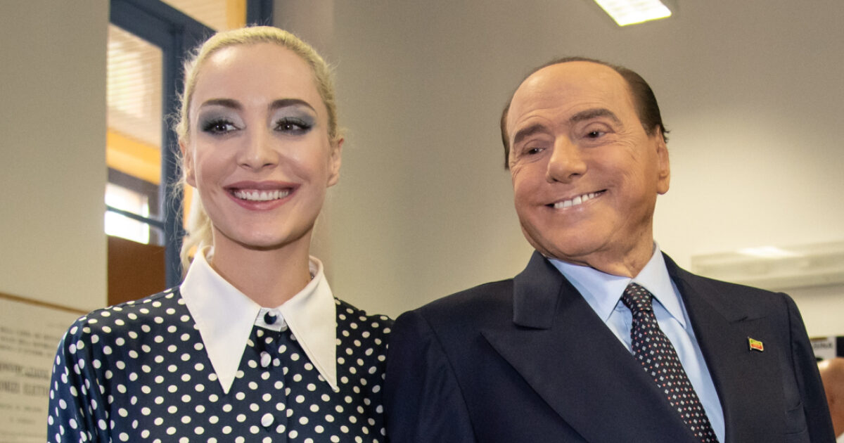 Marta Fascina celebra la separazione delle carriere: “È l’ultima vittoria di Silvio Berlusconi” Marta Fascina celebra la separazione delle carriere: “È l’ultima vittoria di Silvio Berlusconi”