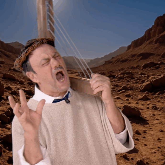 Crozza-Salvini come Gesù: la reazione del ministro allo stop della Corte dei Conti al Ponte sullo Stretto