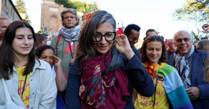 A Roma sit-in sotto a Giordano bruno