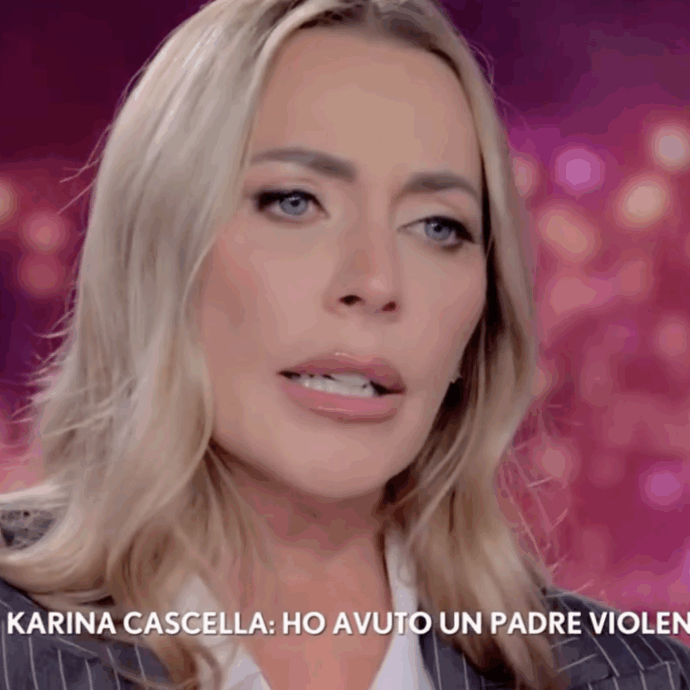 “Papà ci picchiava, scappavamo per chiedere aiuto, arrivava la polizia ma mamma non denunciava. Ho avuto due aborti”: il racconto di Karina Cascella