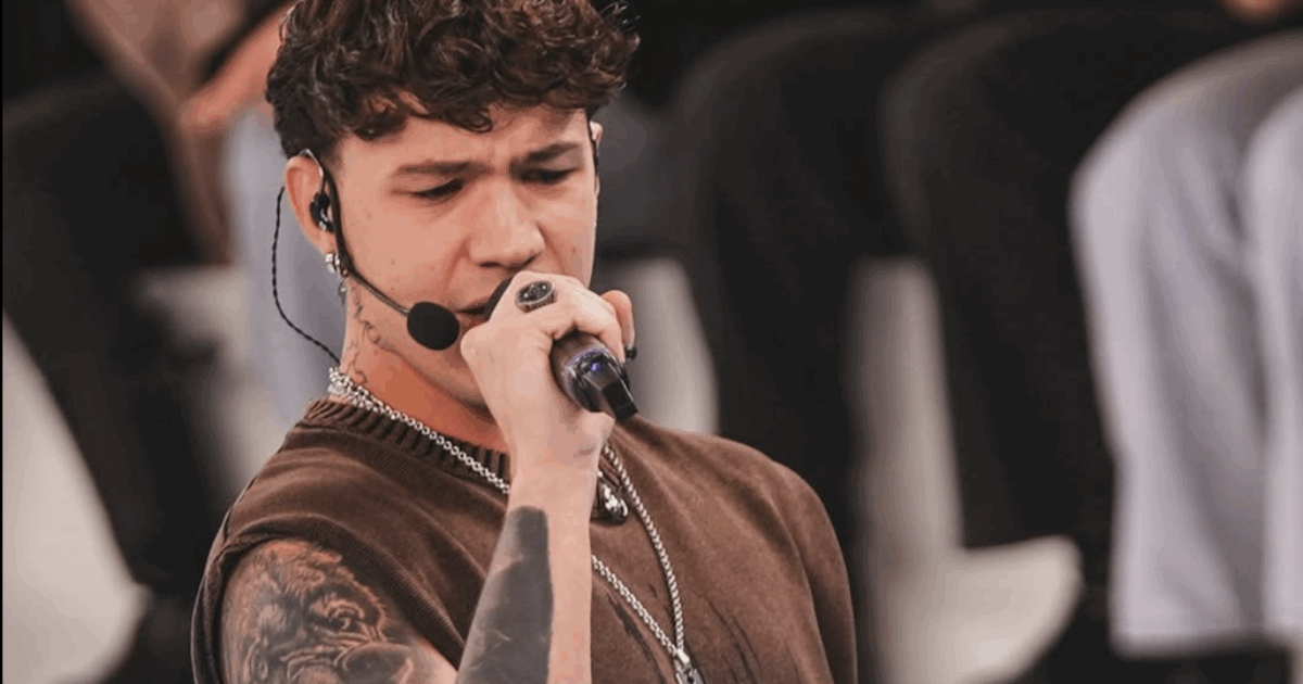 Scintille ad Amici 25, Rudy Zerbi vuole eliminare Opi: “Terribile. Sei molto educato, niente di personale ma non è sufficiente”. Anna Pettinelli lo salva