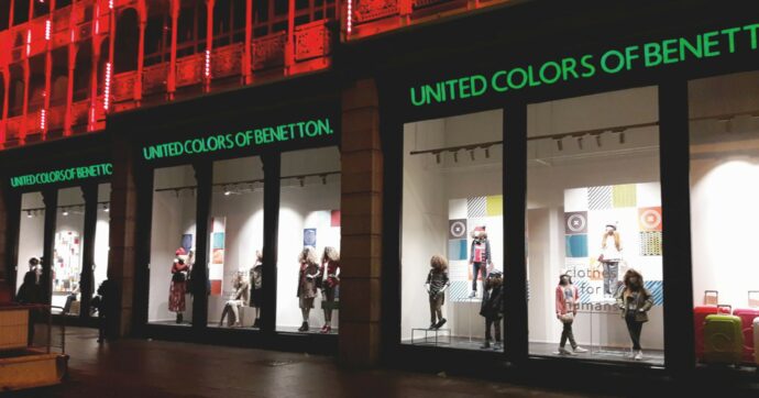 Abbigliamento in crisi, ma i Benetton ridono: sono sempre più ricchi