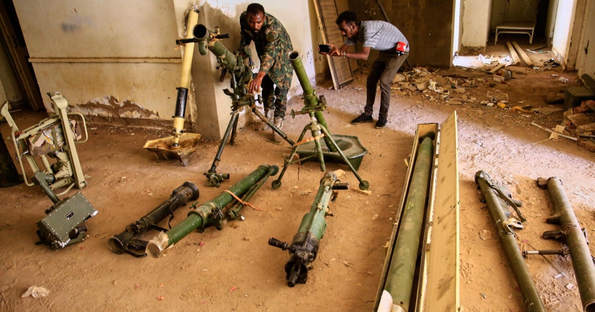 Guerra in Sudan, all’origine del conflitto: schieramenti, appoggi internazionali e le miniere d’oro che fanno gola | lo scenario Guerra in Sudan, all’origine del conflitto: schieramenti, appoggi internazionali e le miniere d’oro che fanno gola | lo scenario