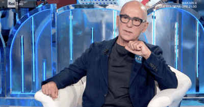 Copertina di “Una mia amica malata di tumore mi ha detto ‘guarda mio marito ancora ci prova, agli uomini non fa schifo niente’. L’ho inserita nel film”: così Ferzan Ozpetek