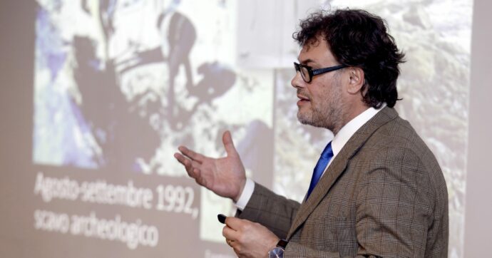 Crisi climatica, lo storico Tecchiati: “Le società preistoriche avevano un legame fisico con la Natura, che noi abbiamo perso”