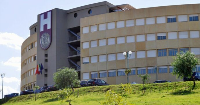 Ospedale  Lentini,   saccheggi e furti nel parcheggio