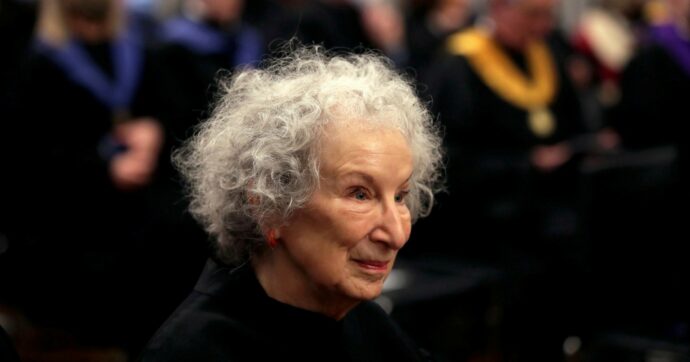 Margaret Atwood, il memoir: ‘’Il mio fallito matrimonio greco,  i poeti e l’iguana nel muro’’