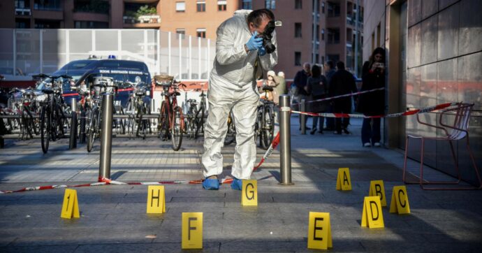Donna accoltellata  a Milano: è grave. Preso l’aggressore