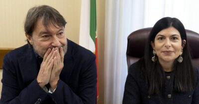 Copertina di Ranucci in commissione Antimafia, domanda di Scarpinato su Fazzolari e il pedinamento: lui chiede la seduta segreta