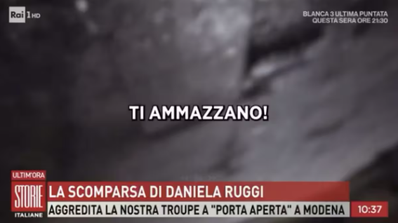 ti ammazzano vai via prima di prendere le botte te la spacco questa videocamera aggredita la troupe di storie italiane che indaga su daniela ruggi da Ilfattoquotidiano.it ti ammazzano vai via prima di prendere le botte te la spacco questa videocamera aggredita la troupe di storie italiane che indaga su daniela ruggi