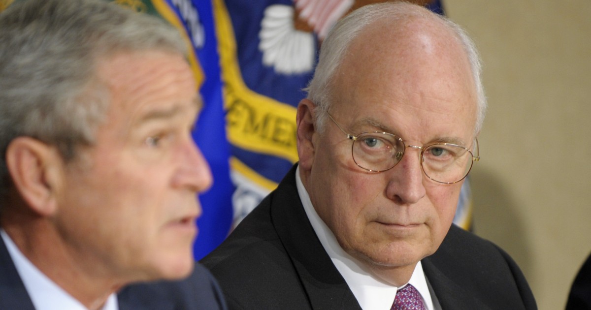 Dick Cheney morto a 84 anni: architetto della guerra al terrorismo, considerava Trump un “codardo” Dick Cheney morto a 84 anni: architetto della guerra al terrorismo, considerava Trump un “codardo”