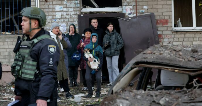 Le nostre élite sono le vere nemiche dell’Occidente: Franco Cardini e il nuovo libro di Elena Basile