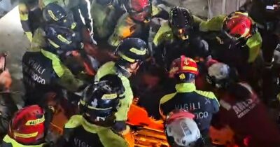 Copertina di “Addolorati. Abbiamo fatto tutto il possibile per salvarlo“ il tweet dei vigili del fuoco per Octay Stroici