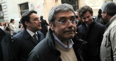 Copertina di “Il direttore è nostro, le strutture rispondono a noi”. E le urla all’assessore: “Ti rompo i cogl****”. Nelle carte le manovre di Totò Cuffaro