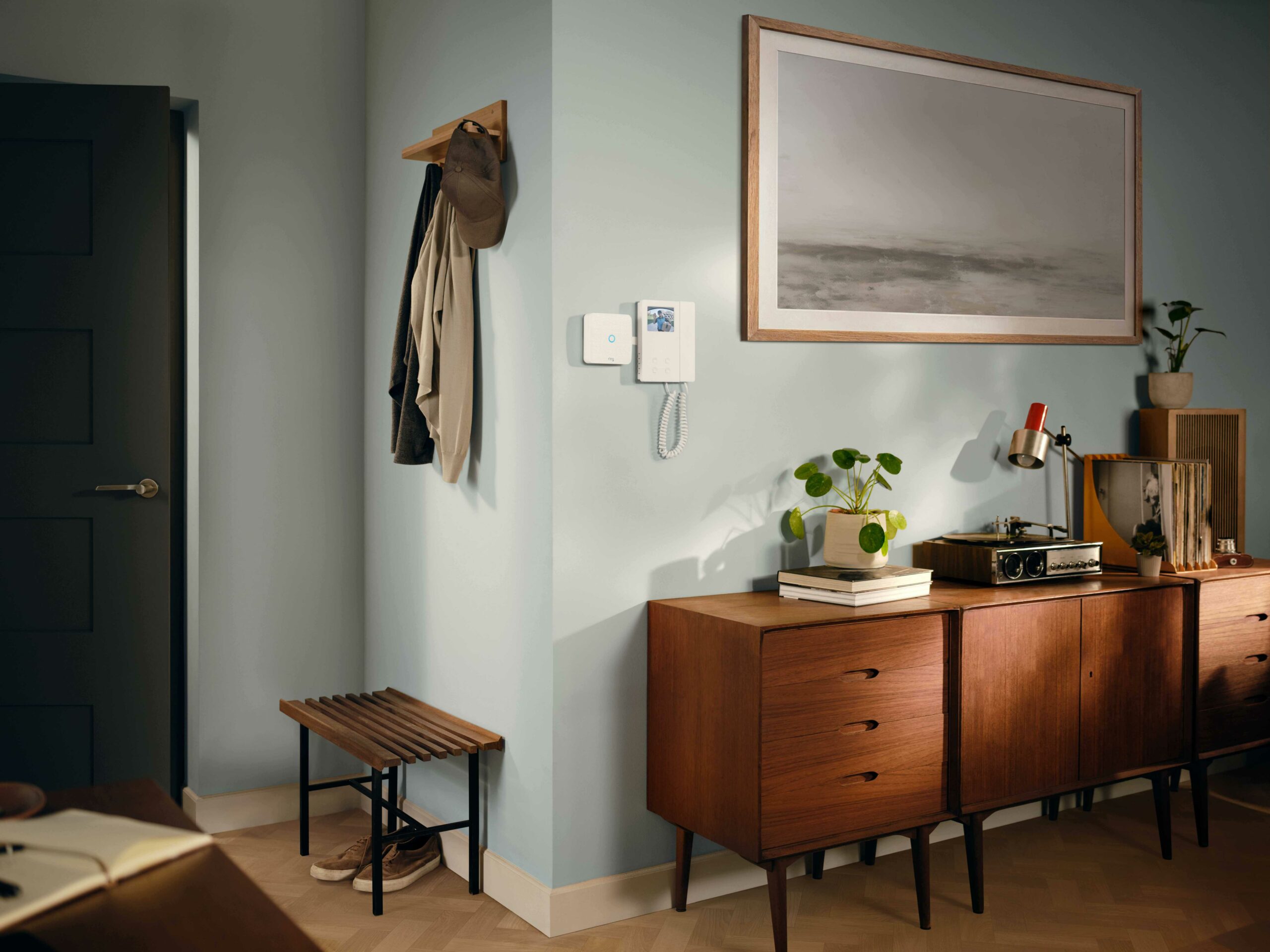 Ring Intercom Video: il dispositivo che rende smart il citofono di casa si rinnova, ora può trasmettere anche il segnale video Ring Intercom Video: il dispositivo che rende smart il citofono di casa si rinnova, ora può trasmettere anche il segnale video