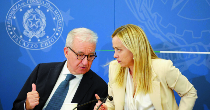 Canapa e Decreto sicurezza, sequestri ai coltivatori di nuovo bocciati dai giudici: “Manca effetto drogante, aziende legali”