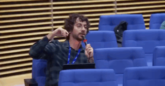 Copertina di “Perché i soldi per ricostruire Gaza non li mette Israele?”: giornalista licenziato da Agenzia Nova dopo la domanda