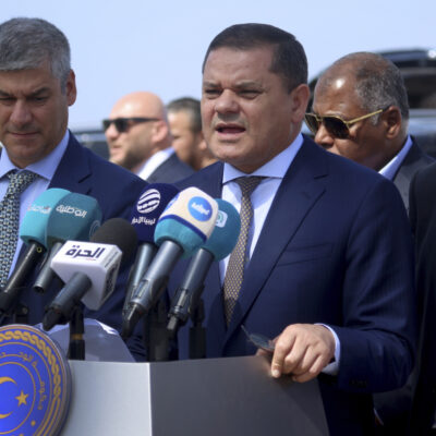 Copertina di La Libia dà ripetizioni di diritto a Nordio&C. E il premier Dbeibah plaude: “Nessuno è sopra la legge”