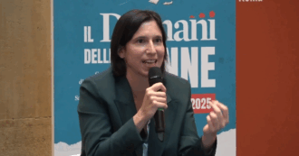 "Salis al mio posto se perdiamo il referendum?": la risposta di Schlein