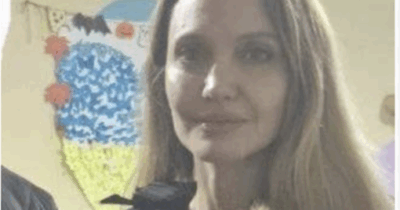 Copertina di Angelina Jolie visita a sorpresa Kherson e l’esercito ucraino arresta la sua guardia del corpo: “È dovuta intervenire lei per farla liberare”