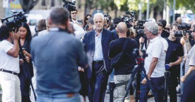 Copertina di Lombardia, FI ora esagera: “Il centrodestra candidi Formigoni alla guida della Regione”