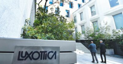 Copertina di “Luxottica chiese dossier illegali su ex dipendenti”: inchiesta Equalize, le carte del confronto tra Camalucci e Pazzali