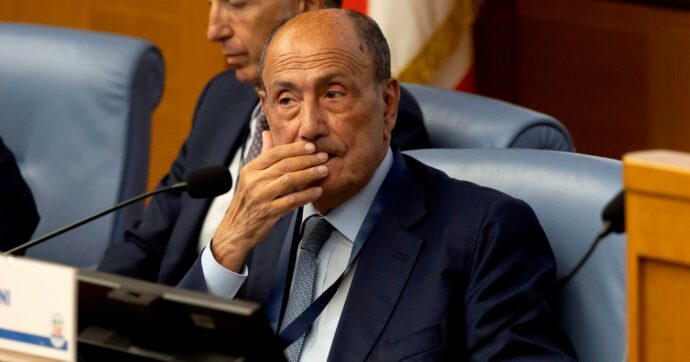 Il centrodestra lo insulta, però in Sicilia torna il Superbonus