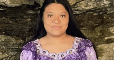 Copertina di Donna delle pulizie sbaglia indirizzo e viene uccisa con un colpo alla testa: “È andata accidentalmente alla casa sbagliata, stava solo cercando di aprire la porta con le chiavi”