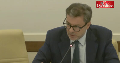 Copertina di La resa del governo Meloni su giovani e natalità, Giorgetti: “Non può essere solo lo Stato a prevedere vantaggi”