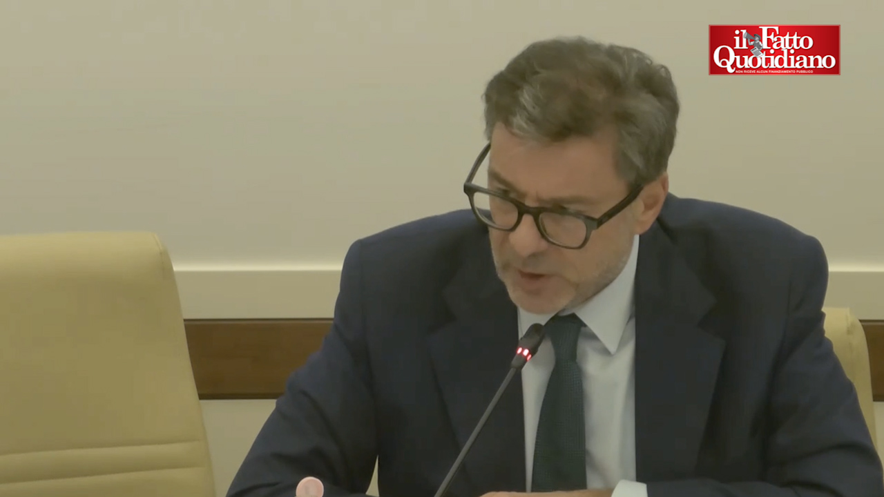 La resa del governo Meloni su giovani e natalità, Giorgetti: “Non può essere solo la Stato a prevedere vantaggi”