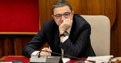 Copertina di Orso ucciso, Procura non archivia Fugatti