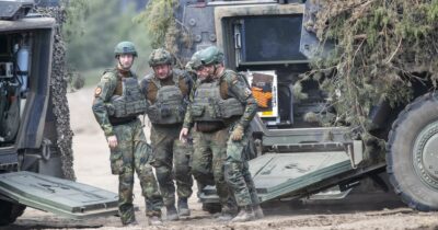 Copertina di La Germania si prepara alla guerra: 80mila soldati e 120mila riservisti in più, acquisti massicci di armi e riorganizzazione. “Entro il 2029 saremo l’esercito più forte d’Europa”