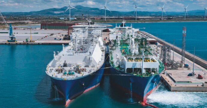 Export di gas, l’età dell’oro degli Usa: ordini quadruplicati (e l’Europa paga)