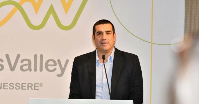 Stop a pazienti da altre regioni, sanità solo agli emiliano-romagnoli: gli applausi leghisti al rosso De Pascale