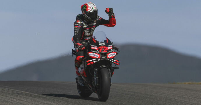 MotoGp, finalmente Bezzecchi: domina e ritrova la vittoria in Portogallo. Crisi senza fine per Bagnaia | Risultati e nuova classifica