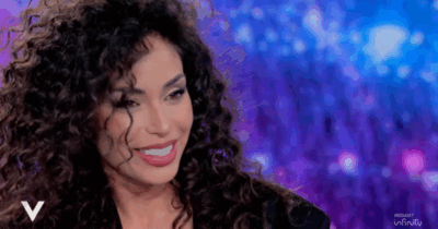 Copertina di “Sono incinta, vivo questa gravidanza in maniera serena perché accanto a me ho il mio uomo ed entrambi l’abbiamo voluta”: parla Raffaella Fico