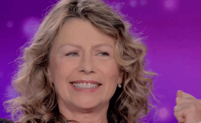 “Mio fratello Giovanni se n’è andato all’improvviso, faccio fatica a parlarne. Le nostre mamme erano incinte nello stesso momento, siamo stati sempre insieme”: Amanda Sandrelli in lacrime a Verissimo