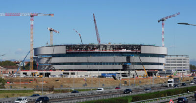 Copertina di Olimpiadi Milano-Cortina: “98 opere da finire, serve un aggiornamento dei cronoprogrammi”. L’allarme della Corte dei Conti