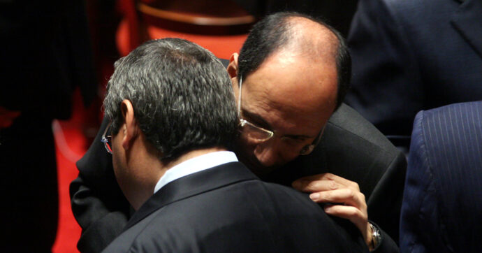 Dopo l’inchiesta in Sicilia, Renato Schifani fa fuori dalla giunta regionale i due assessori della Dc di Totò Cuffaro