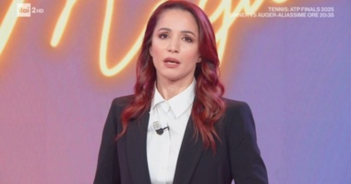 “La mia vita si è fermata. Il dolore di questa perdita ingiusta accompagna ogni mio respiro e fa molta paura”: Andrea Delogu torna in tv dopo le morte del fratello Evan