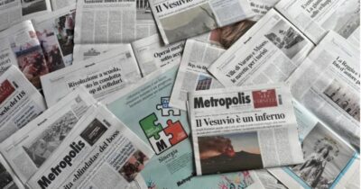 Copertina di Rapina al furgone che distribuisce tre giornali campani: non escono in edicola