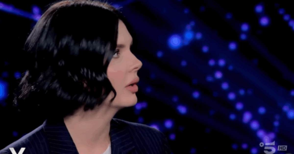 “Dice cose pesanti su di me, ma me lo aspettavo, sono tutti contro di me, ma io so che sto facendo bene. A loro interessa solo zittirmi”: torna a parlare Evelina Sgarbi