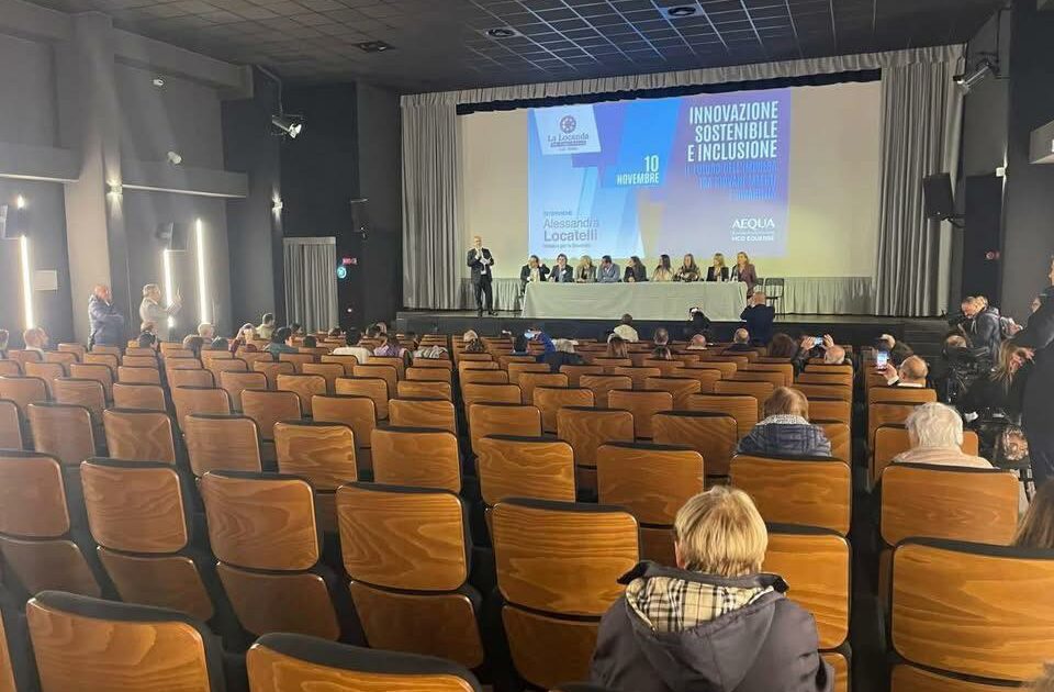 campania platea semivuota per la ministra locatelli flop del convegno di area lega in vista delle regionali 8211 foto